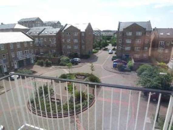 2 Bedroom Flat