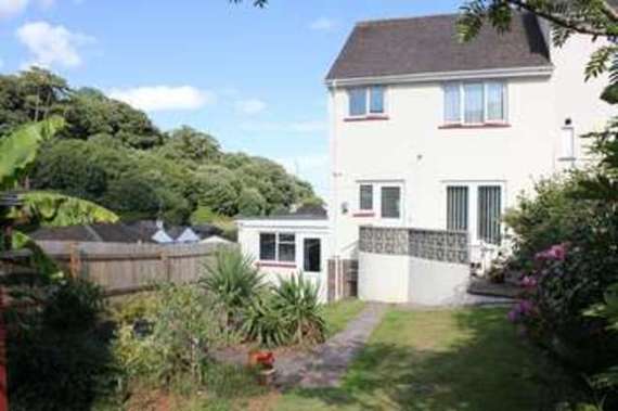 3 Bedroom End of Ter...