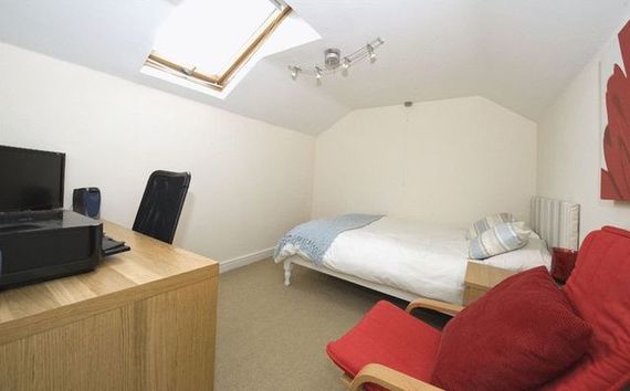 4 Bedroom Terraced