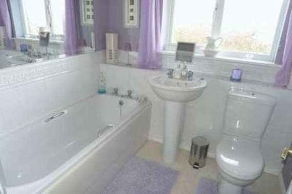 4&nbsp;Bedroom&nbsp;Detached