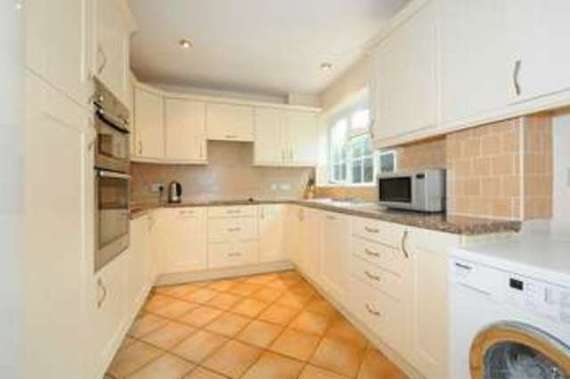 6 Bedroom Detached