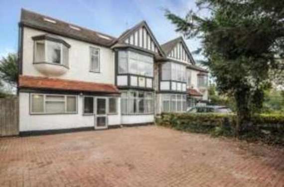 8 Bedroom Semi-Detac...