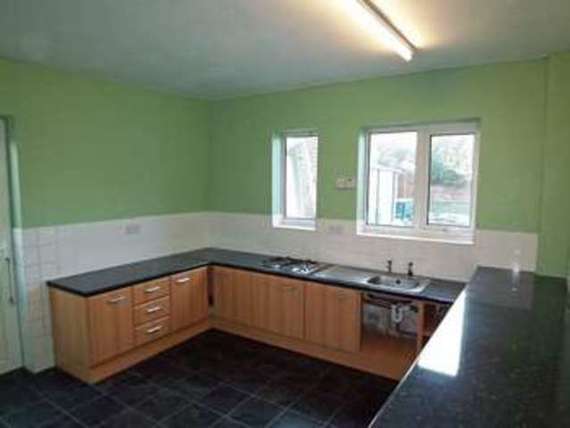 4&nbsp;Bedroom&nbsp;Semi-Detac...