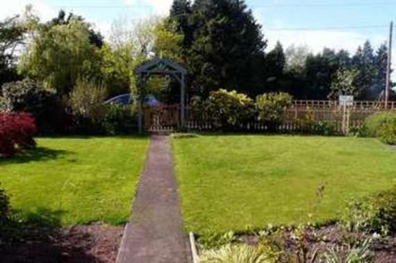 3 Bedroom Semi-Detac...