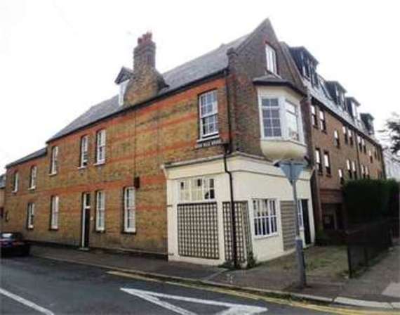 8 Bedroom Town House
