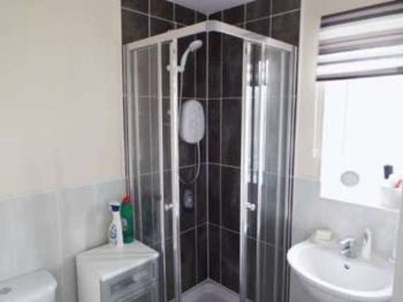 3 Bedroom Semi-Detac...