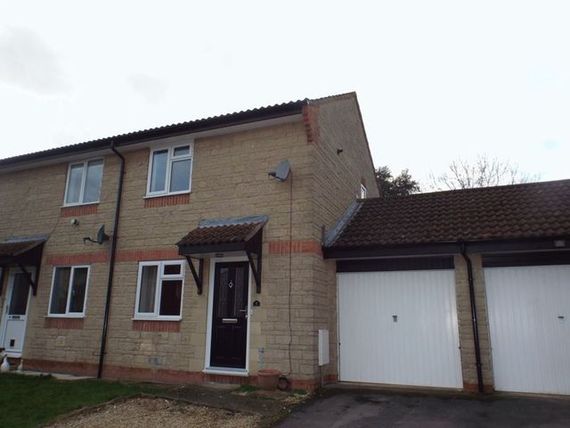 Harford Close  Chippenham, SN1...