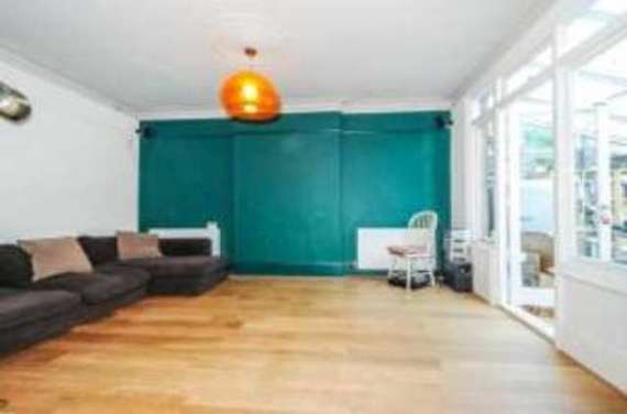 4 Bedroom Semi-Detac...