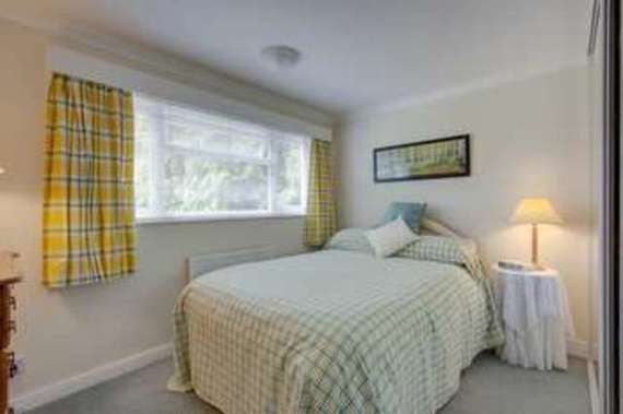 6 Bedroom Detached