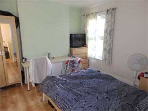1 Bedroom House Shar...