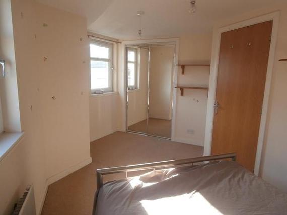 2 Bedroom Flat