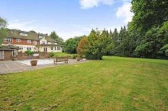 7 Bedroom Detached