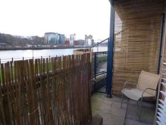 2 Bedroom Flat