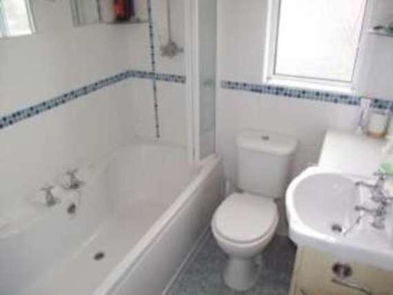 3 Bedroom Semi-Detac...