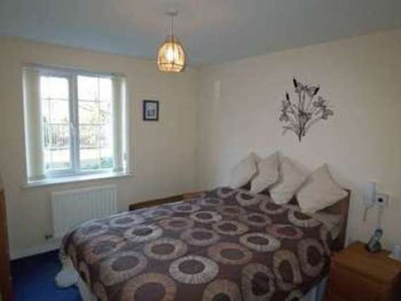 2 Bedroom Flat