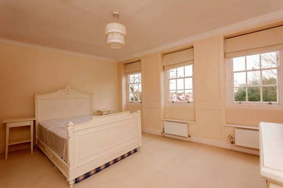 8 Bedroom Detached