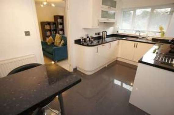 3 Bedroom Semi-Detac...