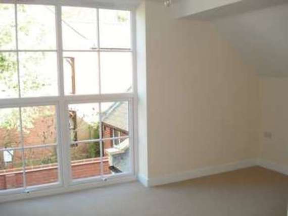 4 Bedroom Terraced