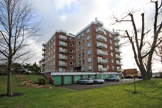 1 Bedroom Flat