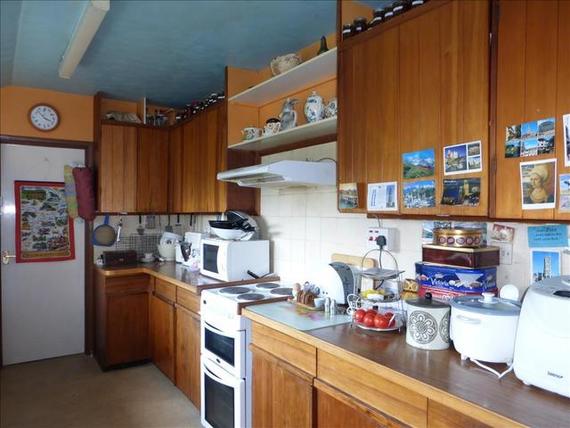 6 Bedroom Detached