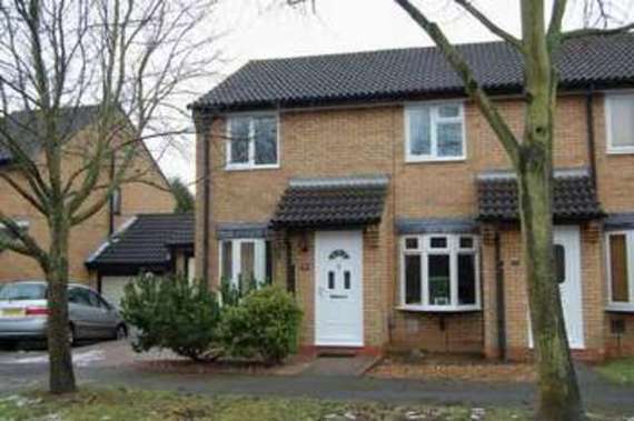 2 Bedroom End of Ter...