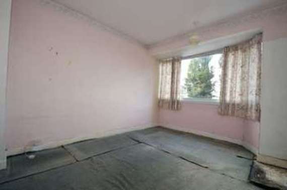 3 Bedroom Semi-Detac...