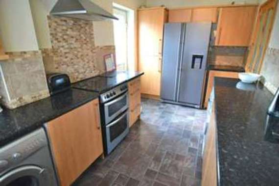 3 Bedroom Semi-Detac...