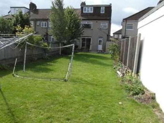 4 Bedroom Semi-Detac...