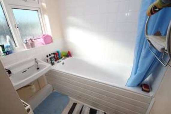 3 Bedroom Semi-Detac...