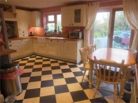 3 Bedroom Semi-Detac...