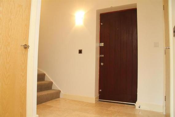 1 Bedroom Apartment
