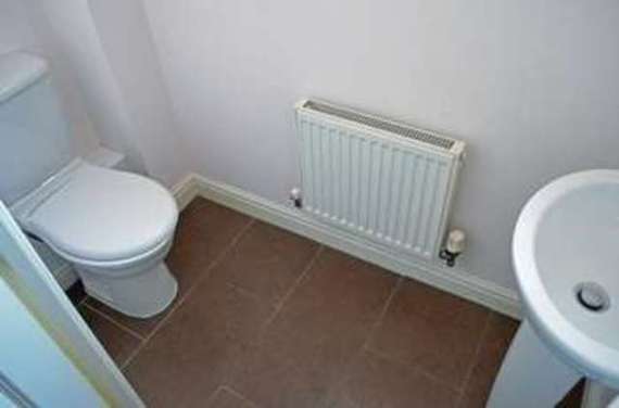 3 Bedroom Semi-Detac...