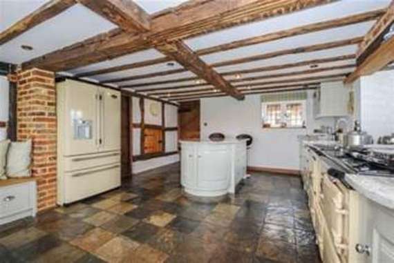 5 Bedroom Detached