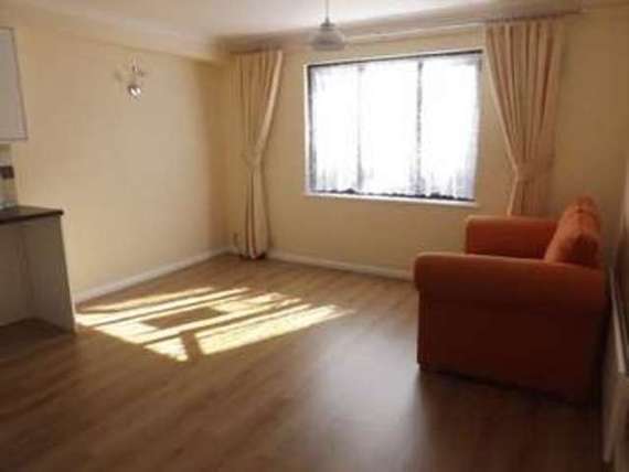 1 Bedroom Flat