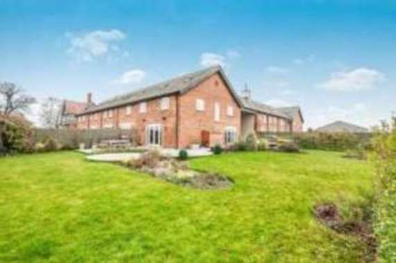 4 Bedroom Barn Conve...