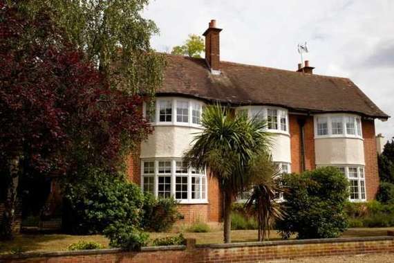 5 Bedroom Detached