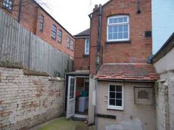 2 Bedroom Terraced