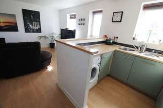 2 Bedroom Flat