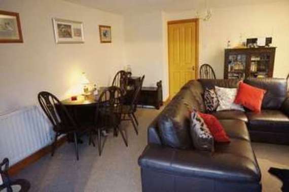 2 Bedroom Terraced