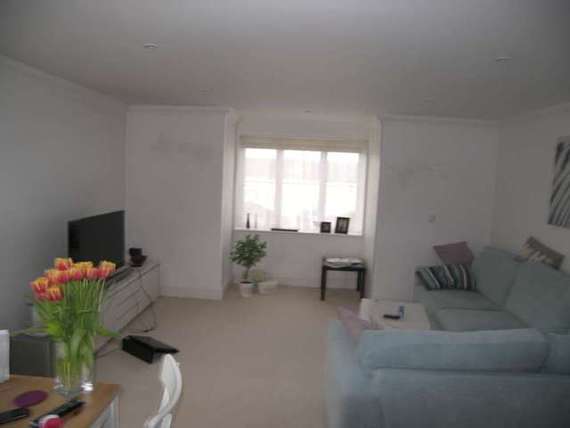 Woodgate Close  Cobham, KT11 2...