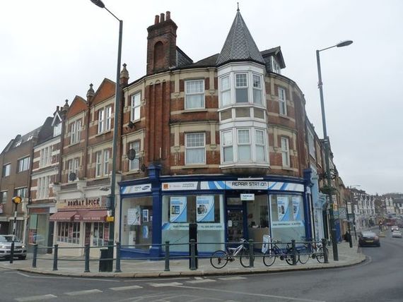 Broad Street Teddington, TW11...