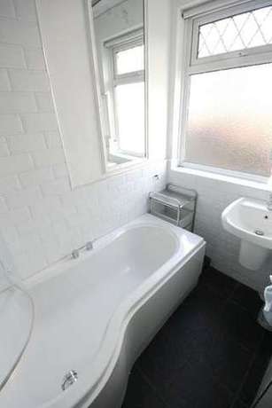 3&nbsp;Bedroom&nbsp;Semi-Detac...