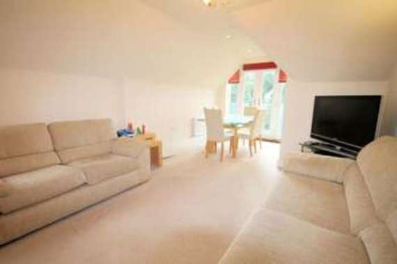 2 Bedroom Apartment