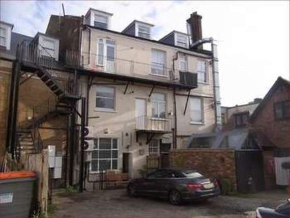 2 Bedroom Flat