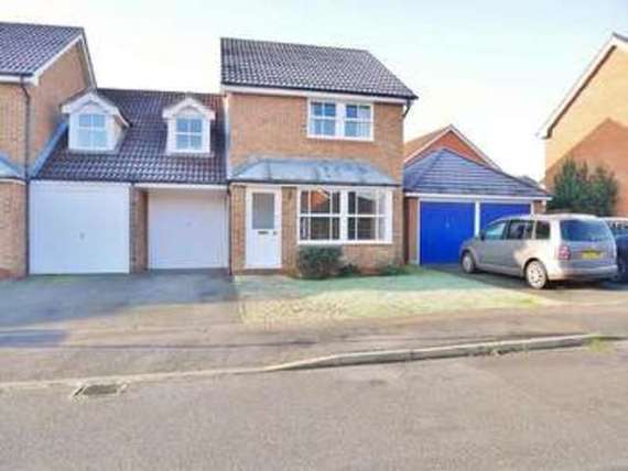 3 Bedroom End of Ter...
