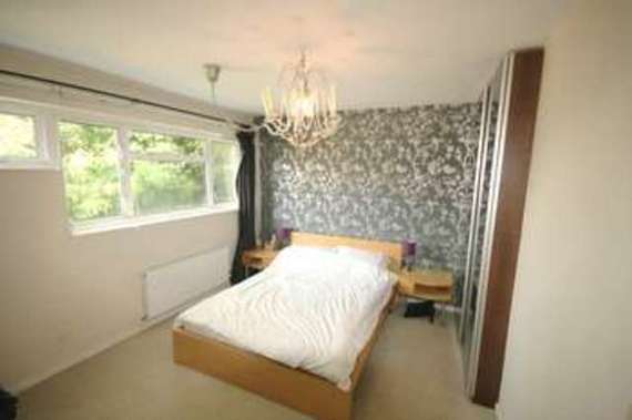 2 Bedroom Maisonette