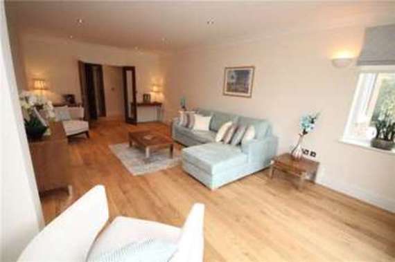 2 Bedroom Apartment