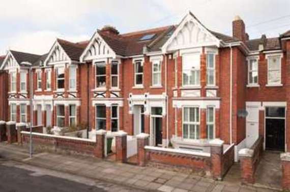 5 Bedroom Terraced