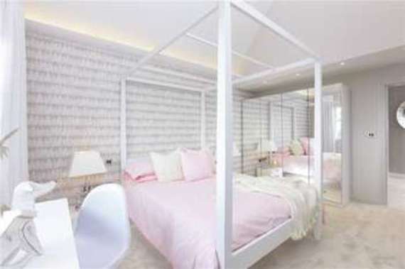 5 Bedroom Detached