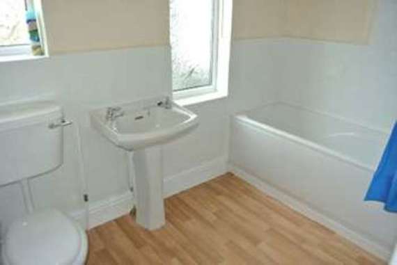 3 Bedroom End of Ter...